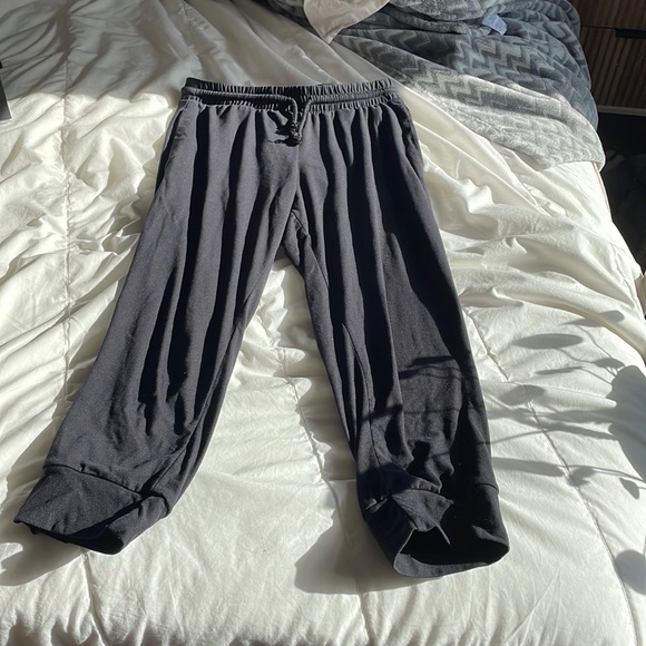 3/4 black pants - Picture 1 of 2